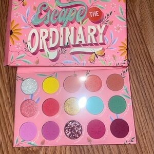 Eyeshadow palette